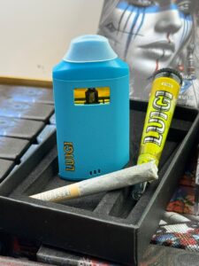 Luigi 2G Disposable With Pre Rolls luigi 2g disposable with pre rolls