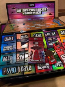 Fryd Extracts 3G Disposables With Gummies fryd 3g disposables with gummies